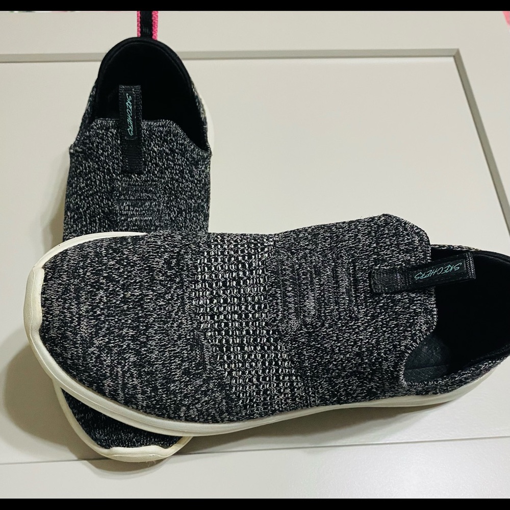 Skechers Ultra Flex 2.0 Women’s Slip on Shoes